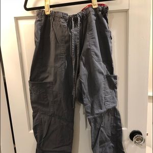 Women’s size MEDIUM cargo scrub pants